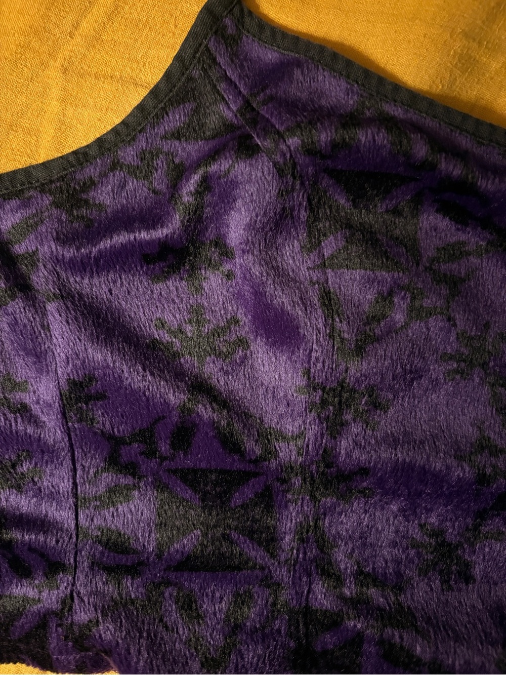 Freaks in Fur corset Iron Cross Velvet Fur - Picture 2 of 5
